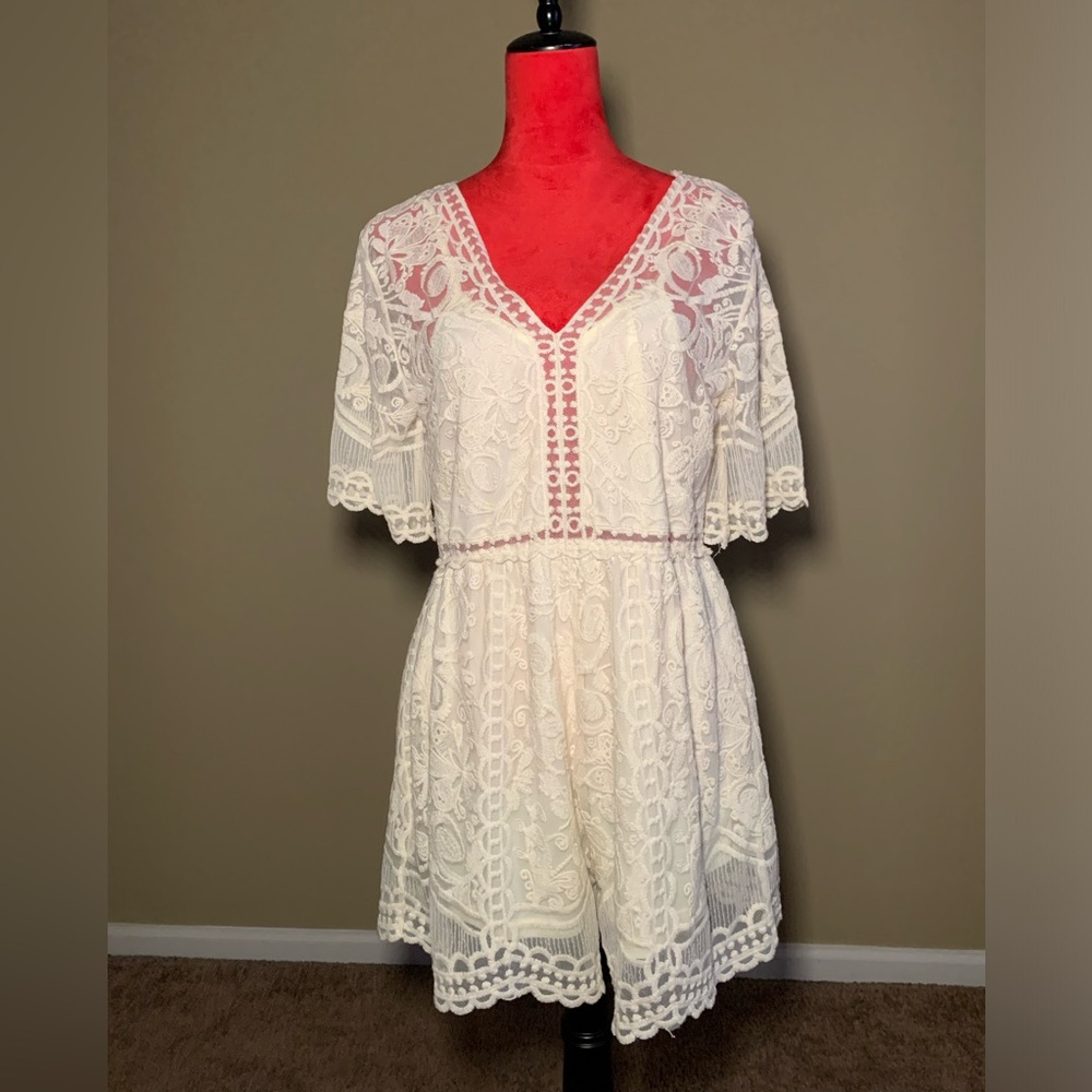 ENTRO Lace Elegant Romper